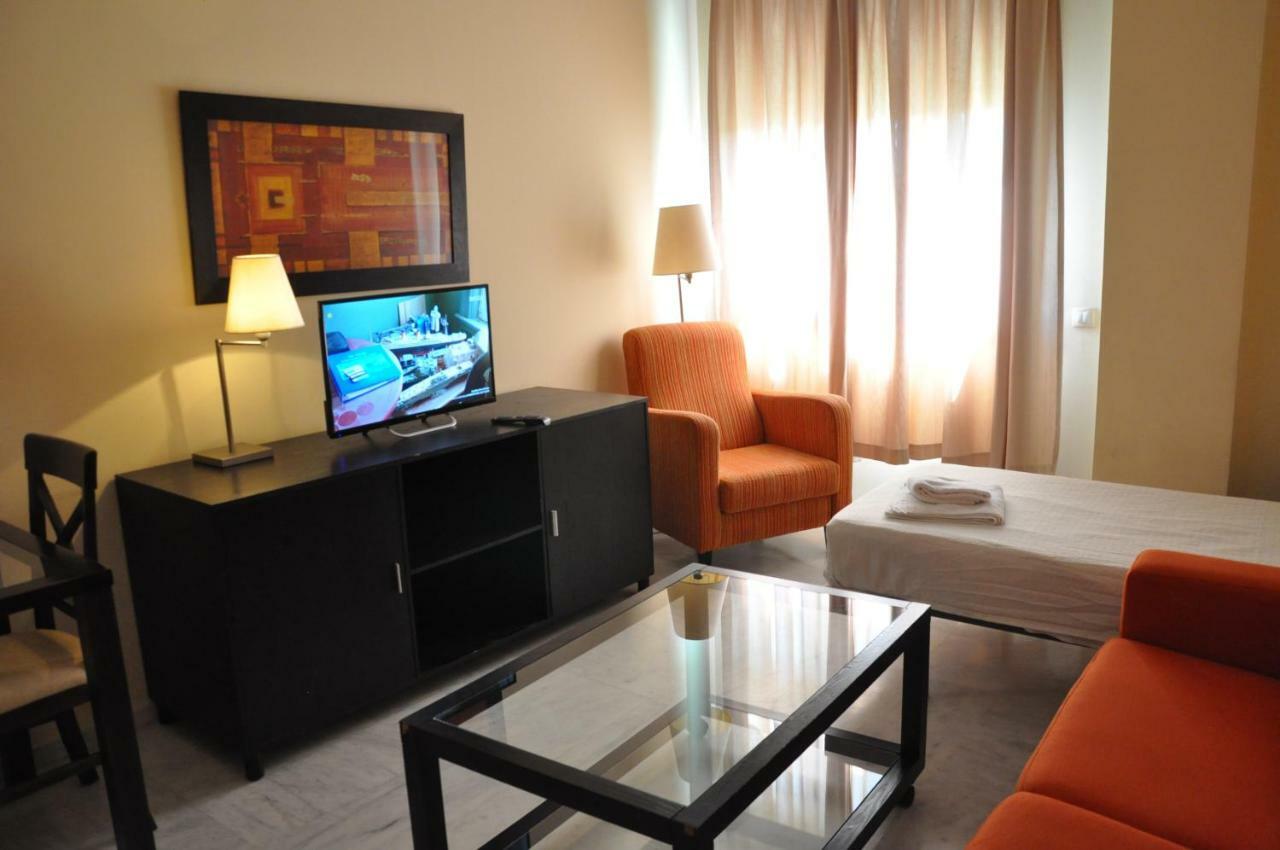 Apartamentos Luxsevilla Palacio Bagian luar foto