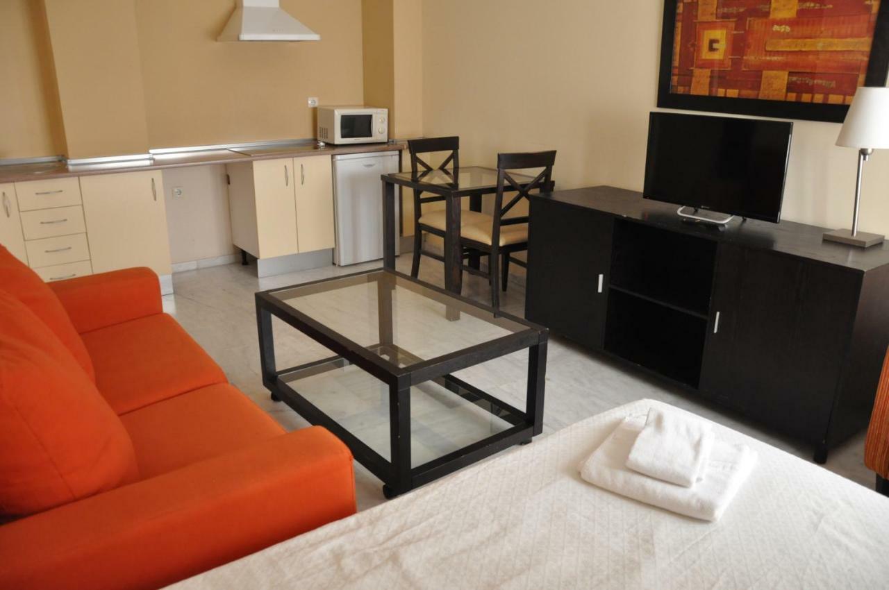 Apartamentos Luxsevilla Palacio Bagian luar foto