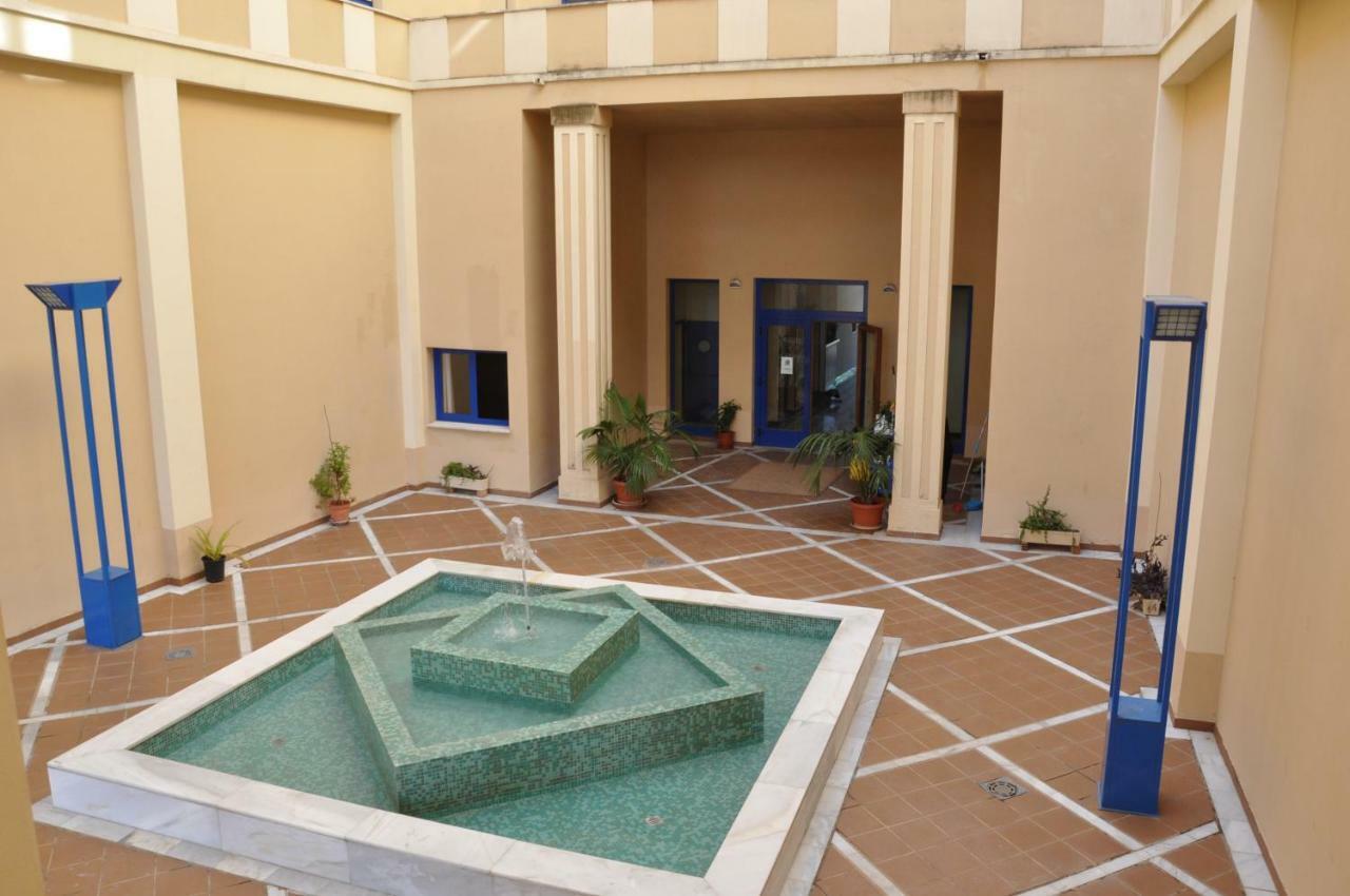 Apartamentos Luxsevilla Palacio Bagian luar foto