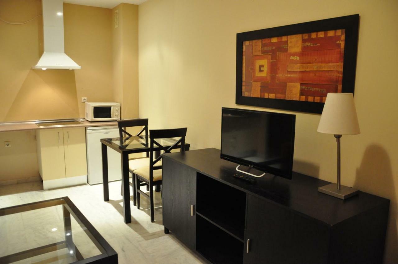 Apartamentos Luxsevilla Palacio Bagian luar foto